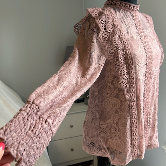 *NWT* Cable & Gauge Lace Long Sleeve Top 🎀 NWT Size Medium - Picture 6 of 8